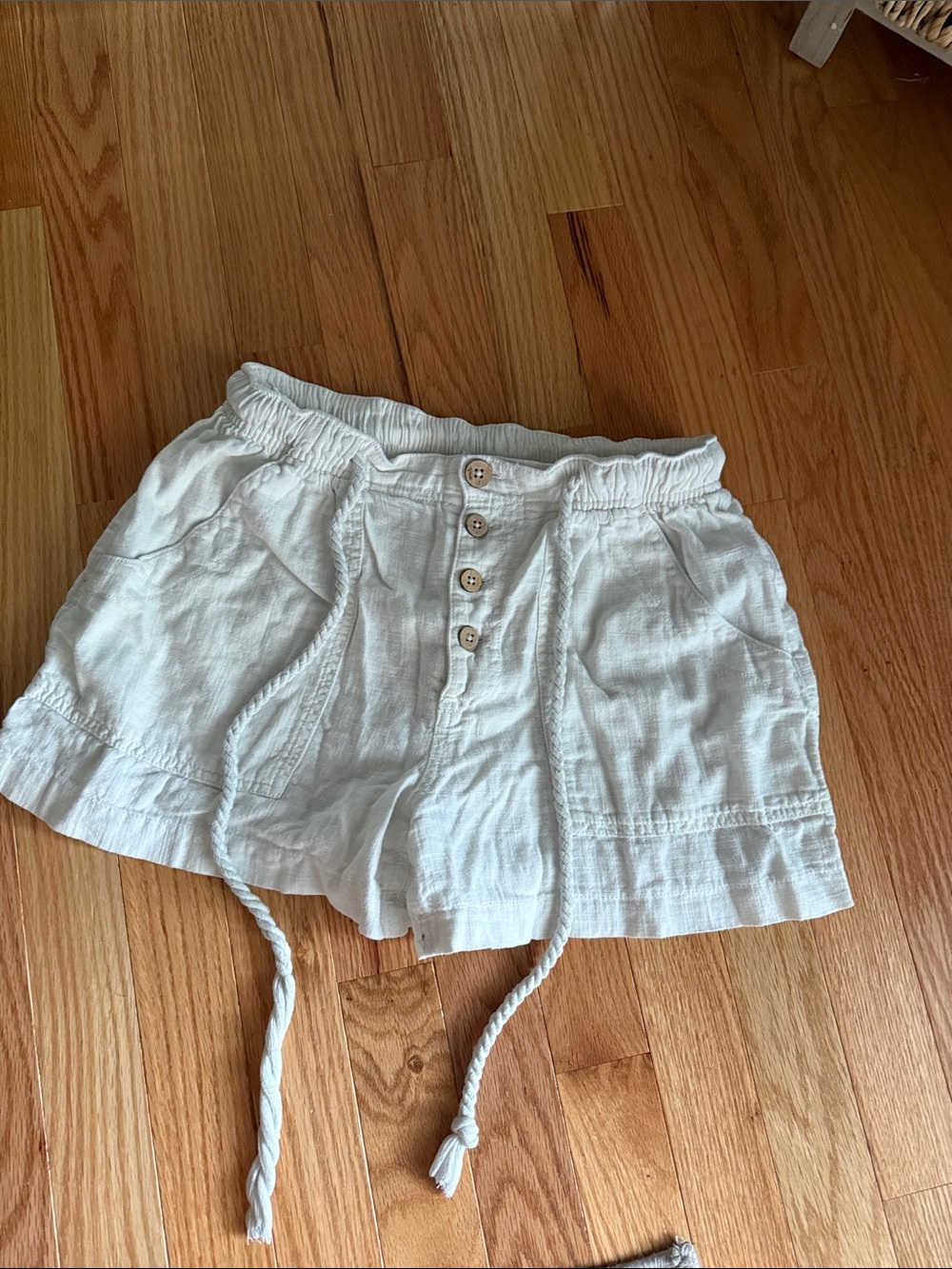 Free People Cream Drawstring Linen Shorts xs